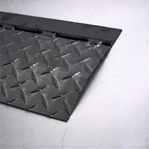 Gap Filler, Steel Treadplate, 90"L
