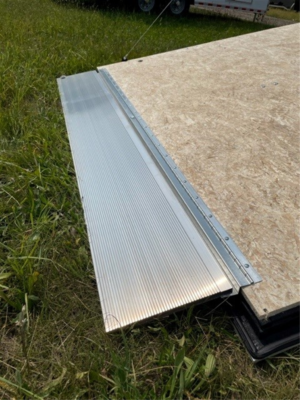 Aluminum Ramp Extension With Hinge - 84"